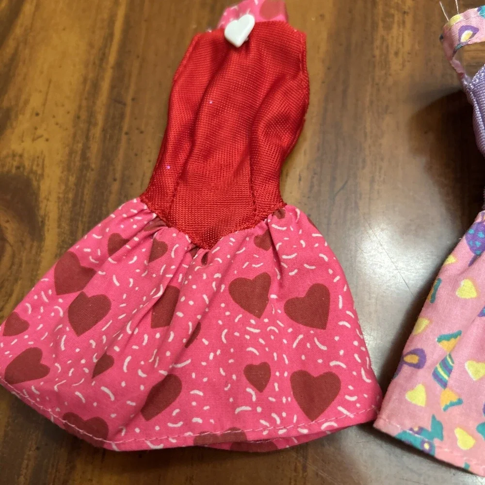 Mattel Barbie Lot of 4 Sweet 'n Pretty Fashions 1994 Scented Candy Heart Designs